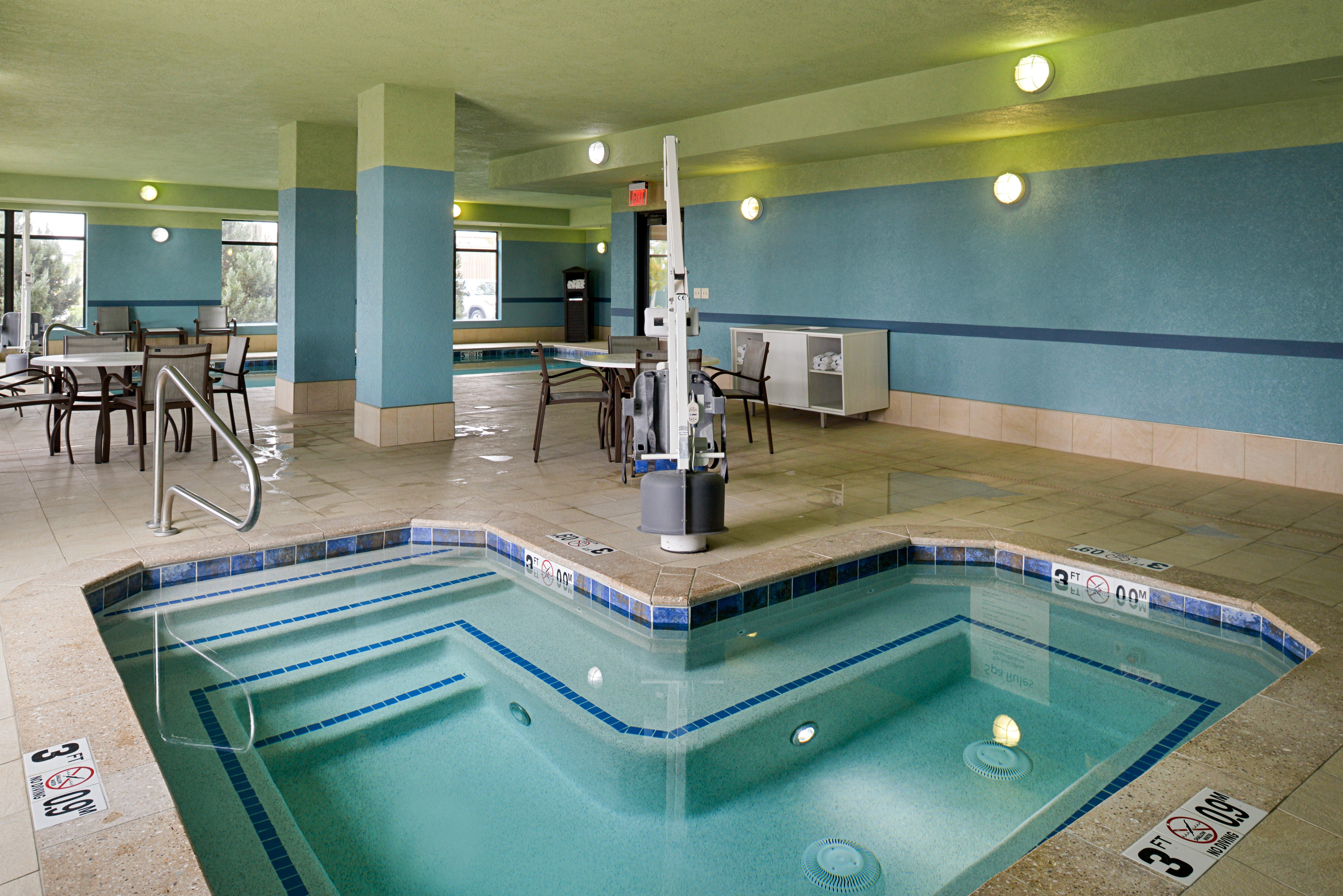 Holiday Inn Express & Suites Pueblo By Ihg Exteriér fotografie
