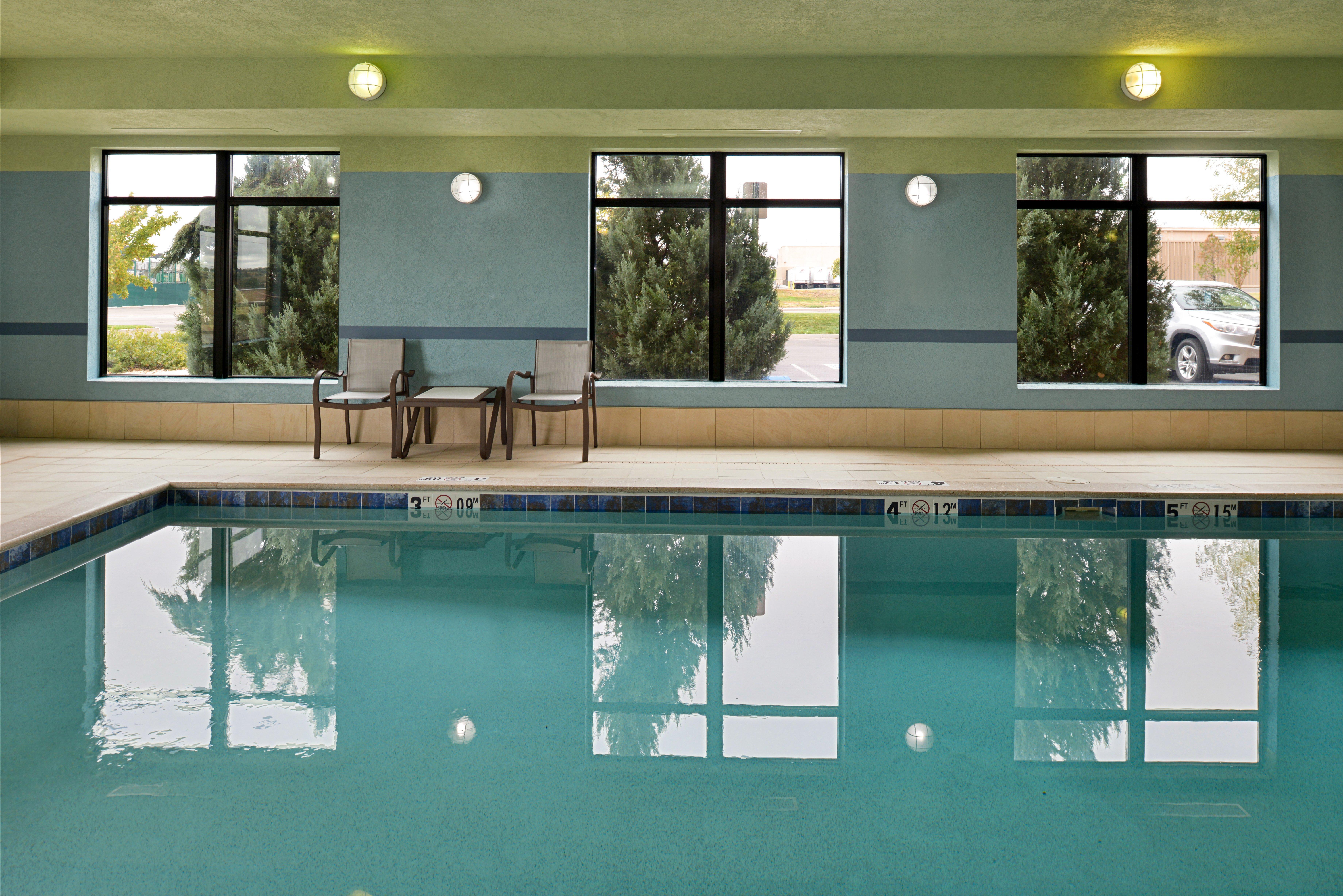 Holiday Inn Express & Suites Pueblo By Ihg Exteriér fotografie