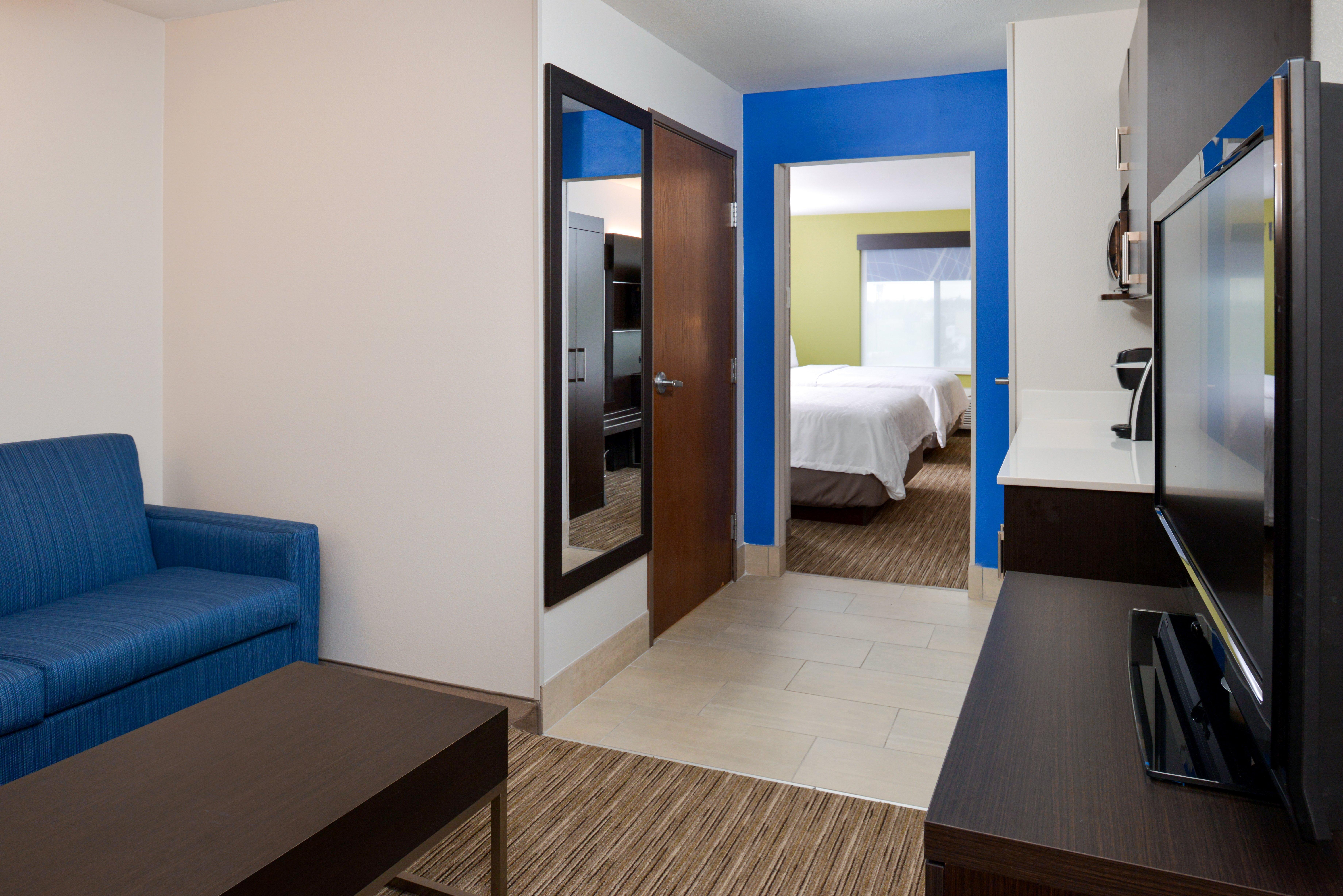 Holiday Inn Express & Suites Pueblo By Ihg Exteriér fotografie