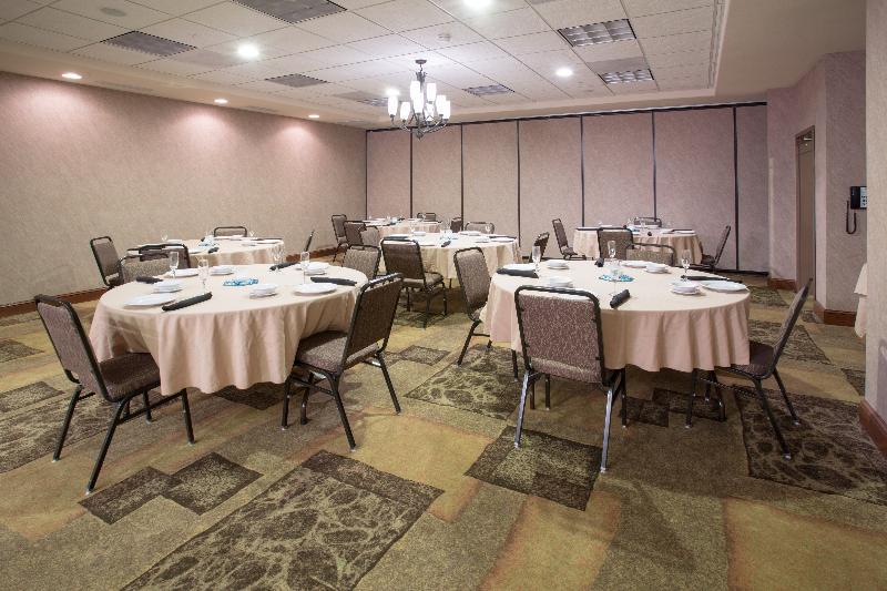 Holiday Inn Express & Suites Pueblo By Ihg Exteriér fotografie