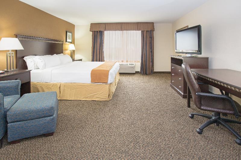 Holiday Inn Express & Suites Pueblo By Ihg Exteriér fotografie